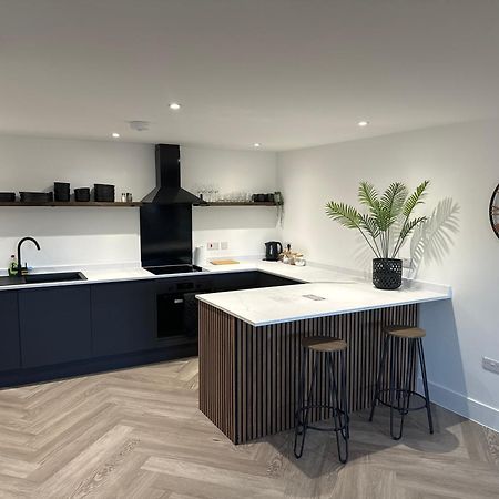New 2 Bed Apartment In Royston High St Exteriör bild
