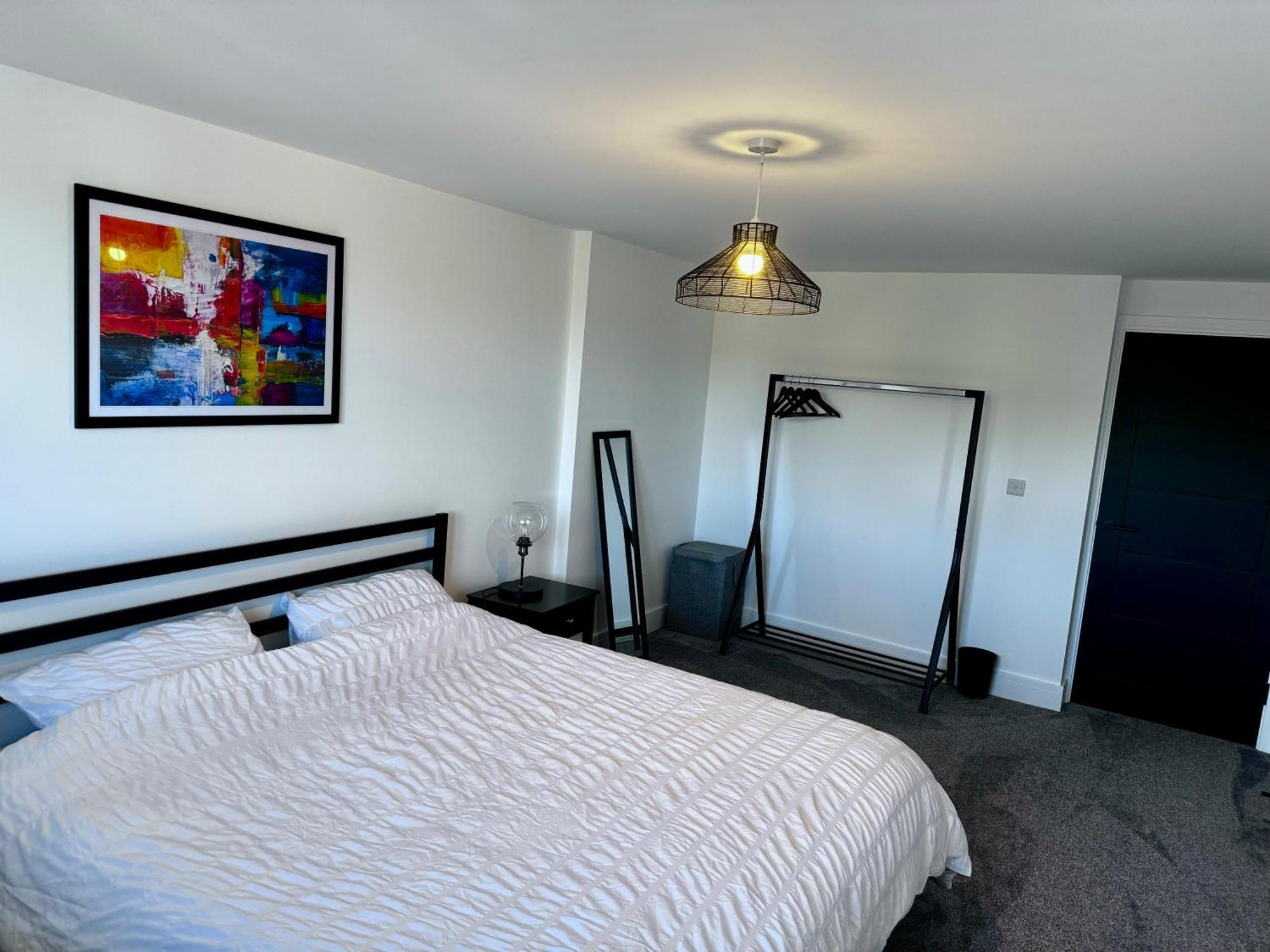 New 2 Bed Apartment In Royston High St Exteriör bild