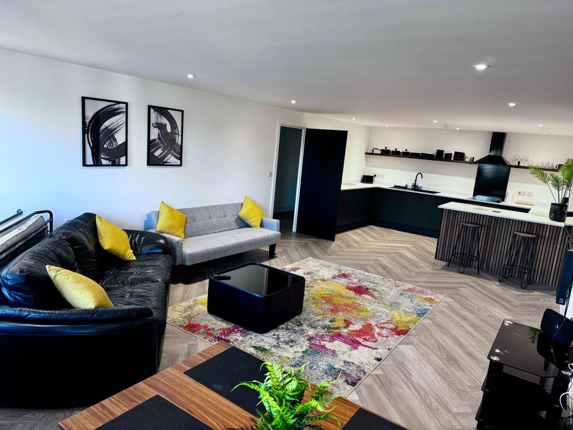 New 2 Bed Apartment In Royston High St Exteriör bild